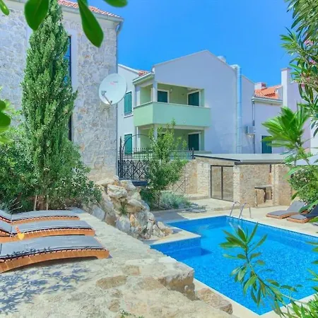 Cubismo Villa *